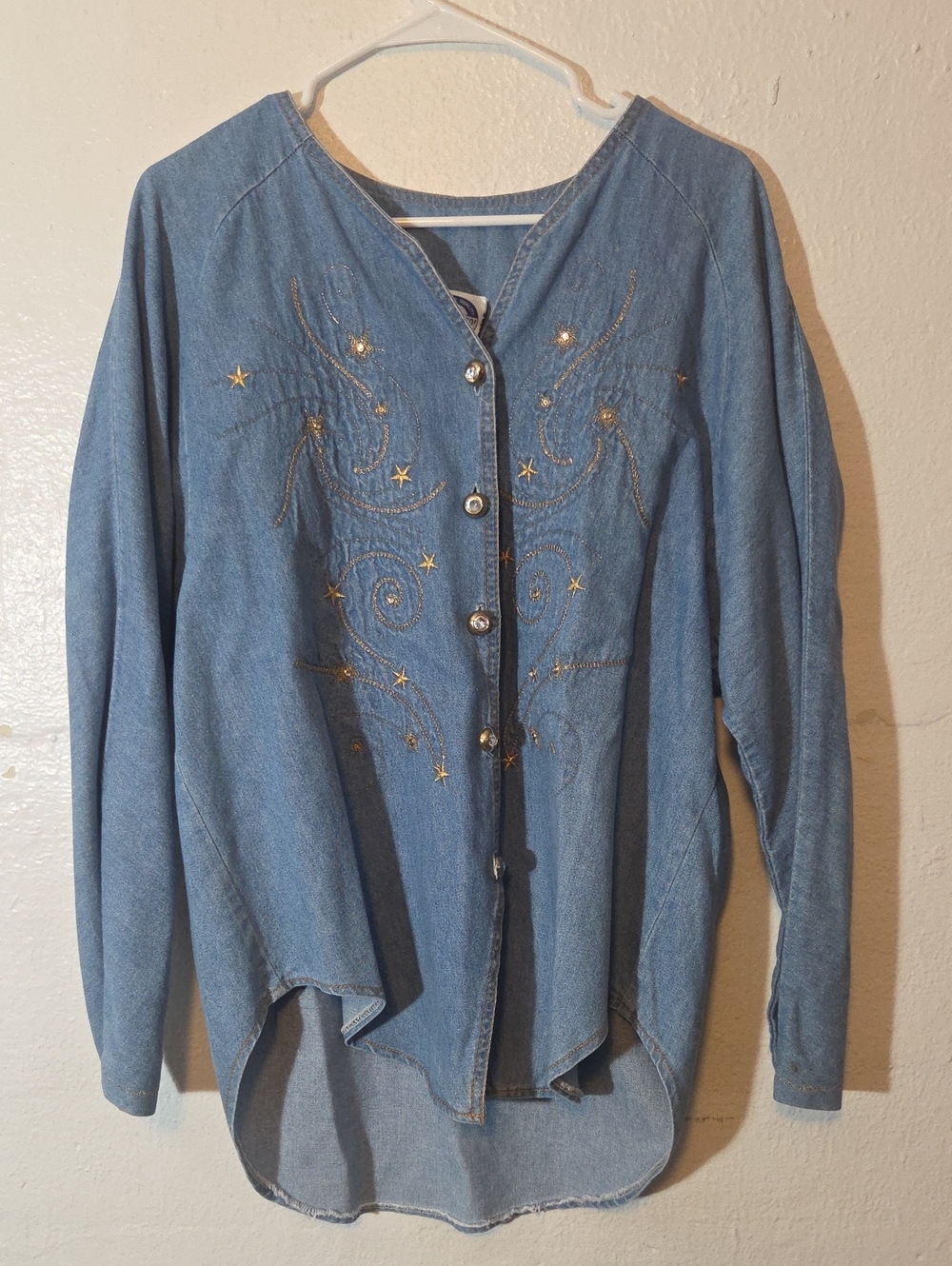 Denim Embroidered Button-Front Women’s Top Size 16 P Whimsical Stars Studded VTG